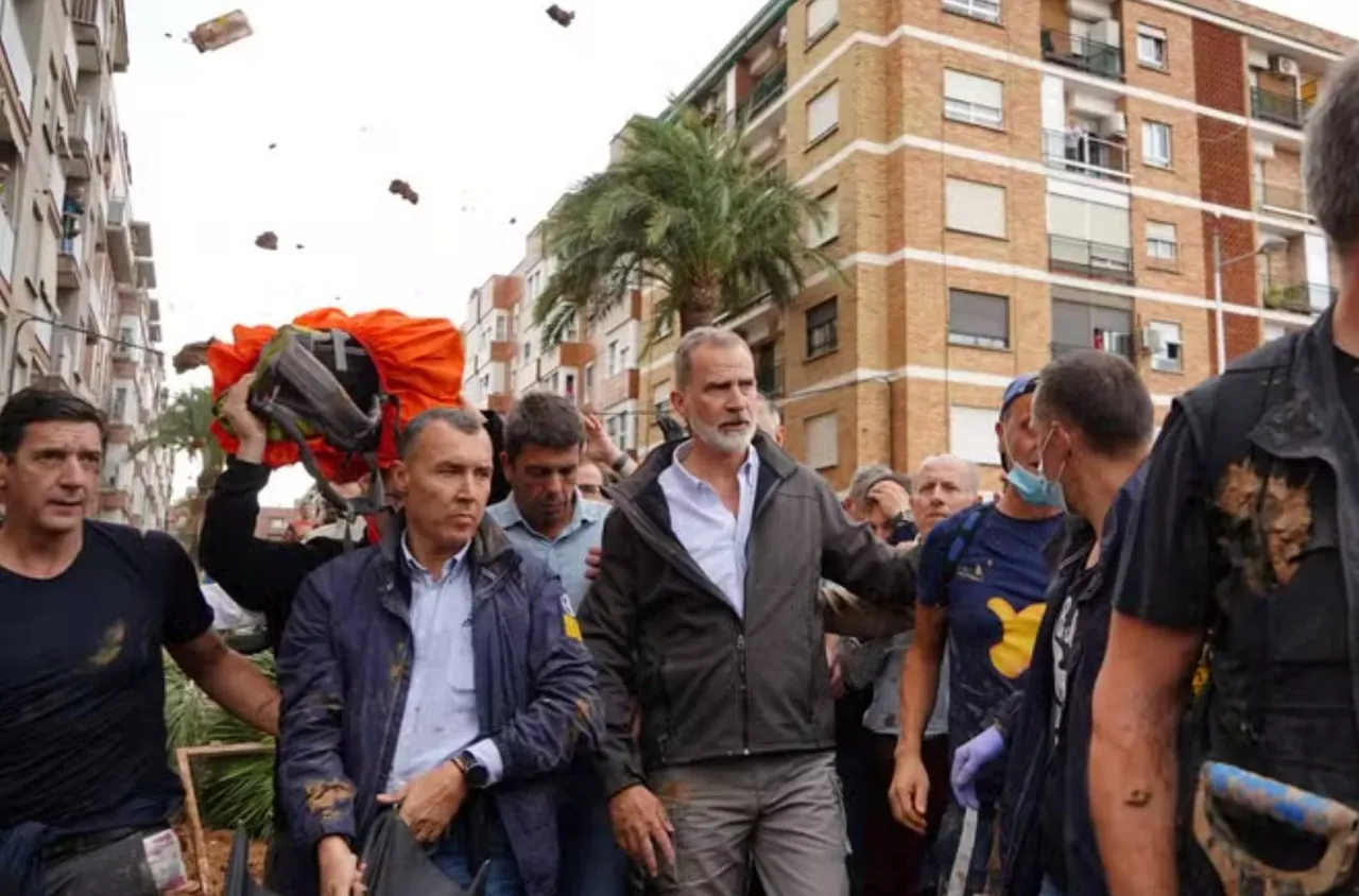 Гневна тълпа нападна кралското семейство в Испания