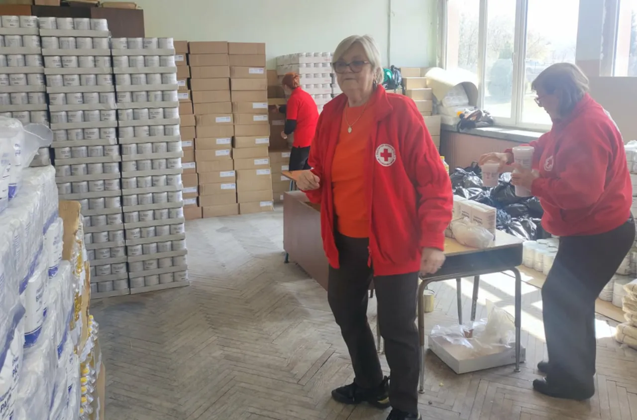 БЧК–Благоевград раздава хранителни продукти до 10 май