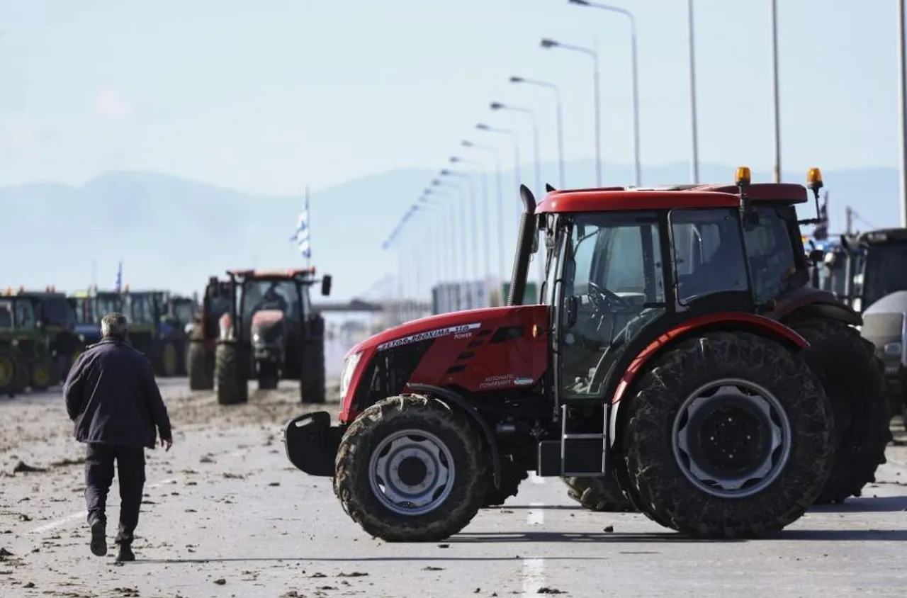 Затвориха ГКПП "Илинден – Ексохи" за тирове