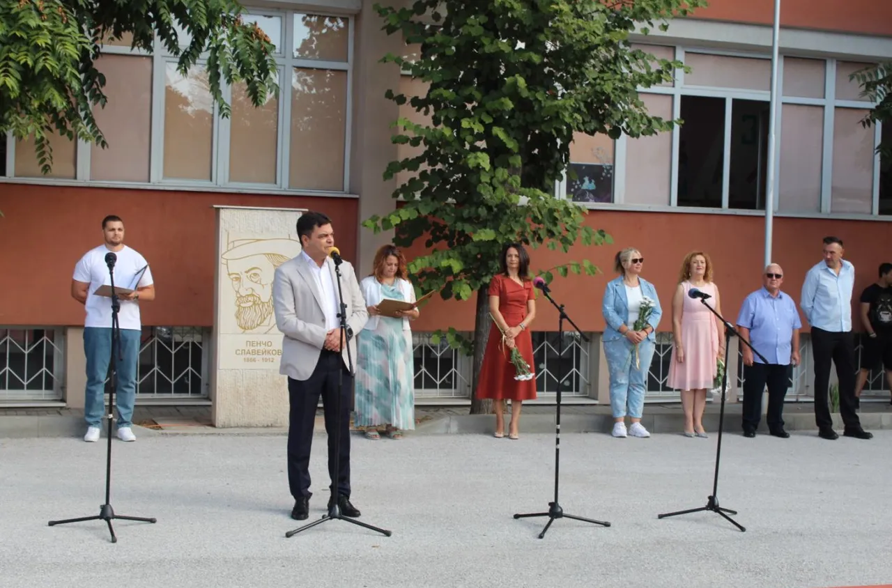 Кметът Иво Димов откри учебната година в Община Димитровград