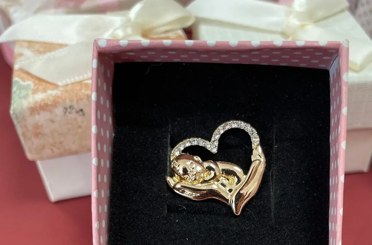 "Нежна грижа с голямо сърце“ – признание за приемните майки в Разлог