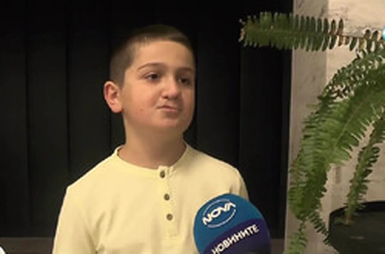 11-годишно момче издаде първата си книга с истории за смели мечти