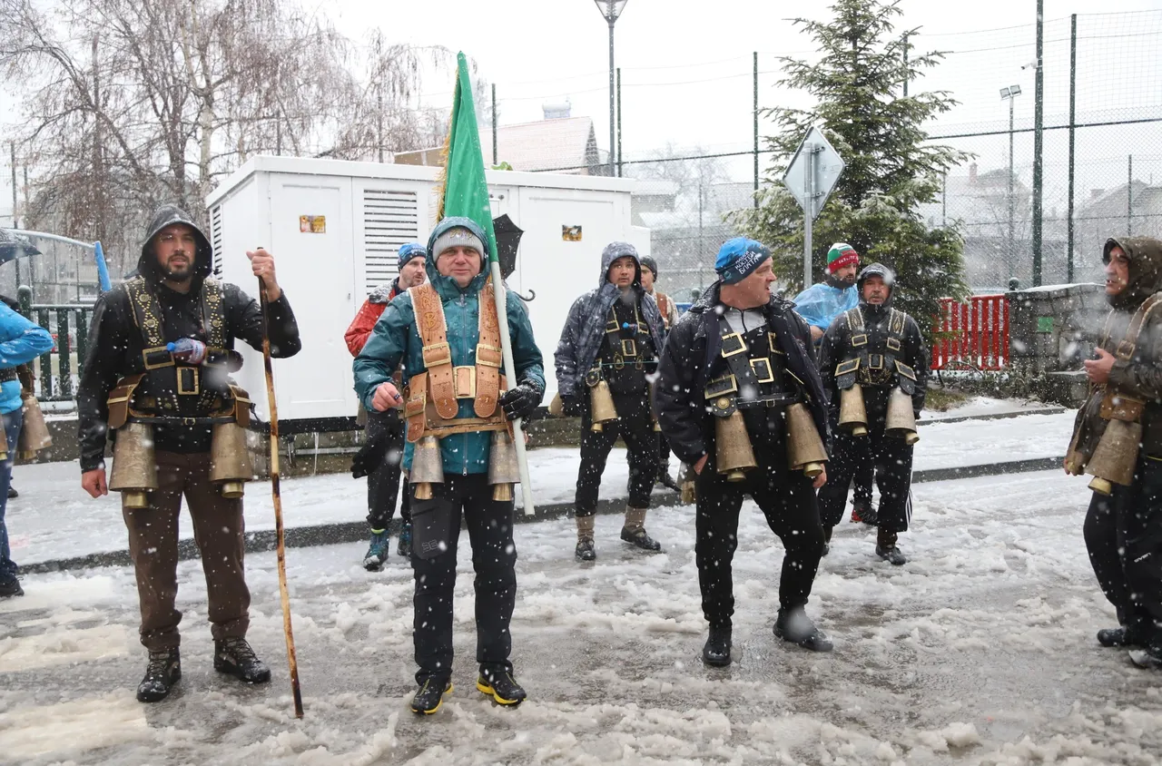 Банско отбеляза Рождество Христово с празничен звън