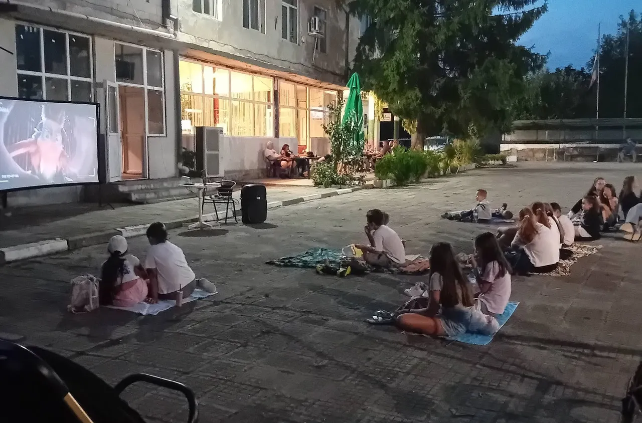 Кино под звездите за децата в Големо село