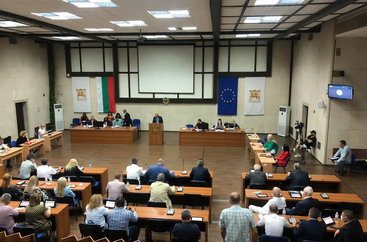 ОбС-Благоевград избра одитор за отчетите на ОФК "Пирин" и онкоболницата