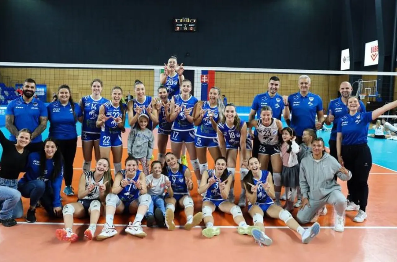 Труден успех за Левски в турнира "Чалъндж къп"