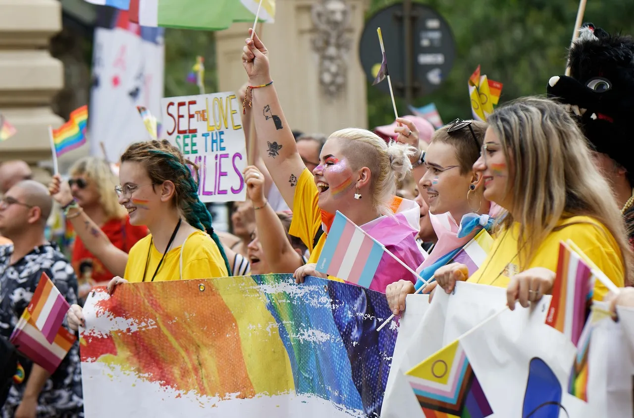 Протести и блокади след като Унгария забрани гей парадите
