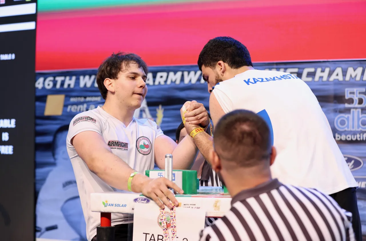 Два бронзови медала на Световното по канадска борба за Бачево