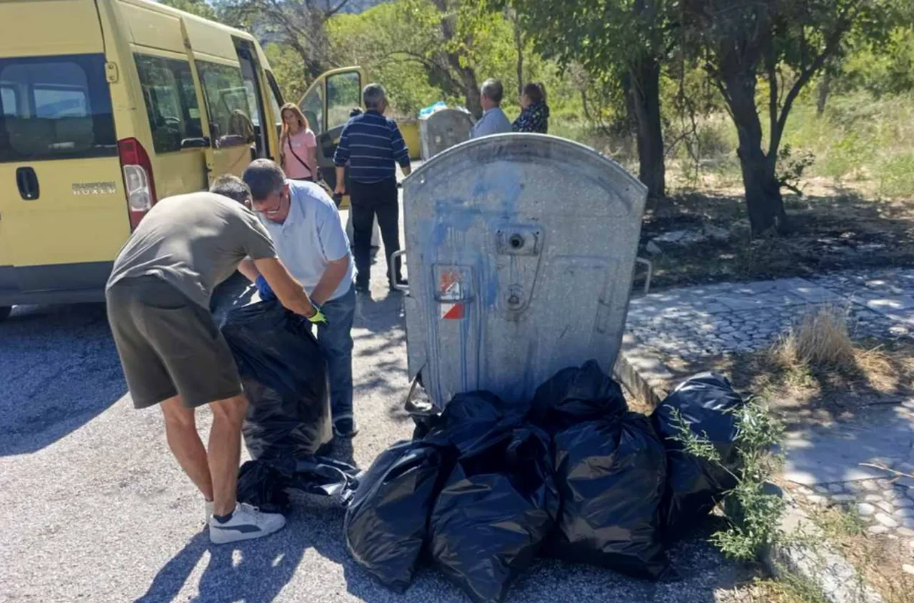 Доброволци от Кресна взеха участие в "Да изчистим България заедно"