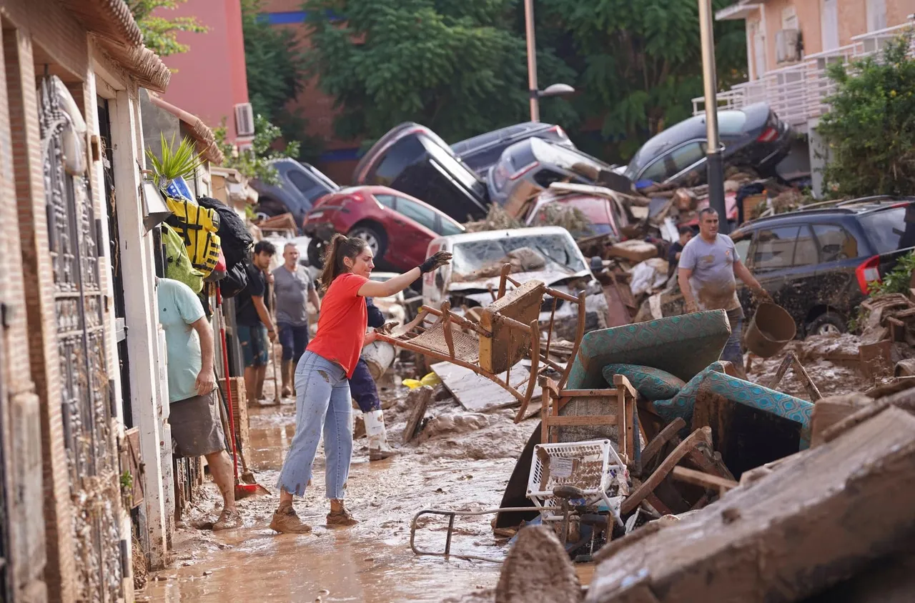 Нови валежи връхлетяха Валенсия