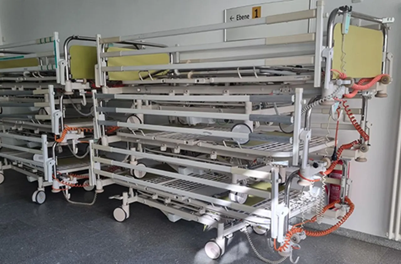 С нови легла и шкафчета подобряват условията в болницата в Разлог