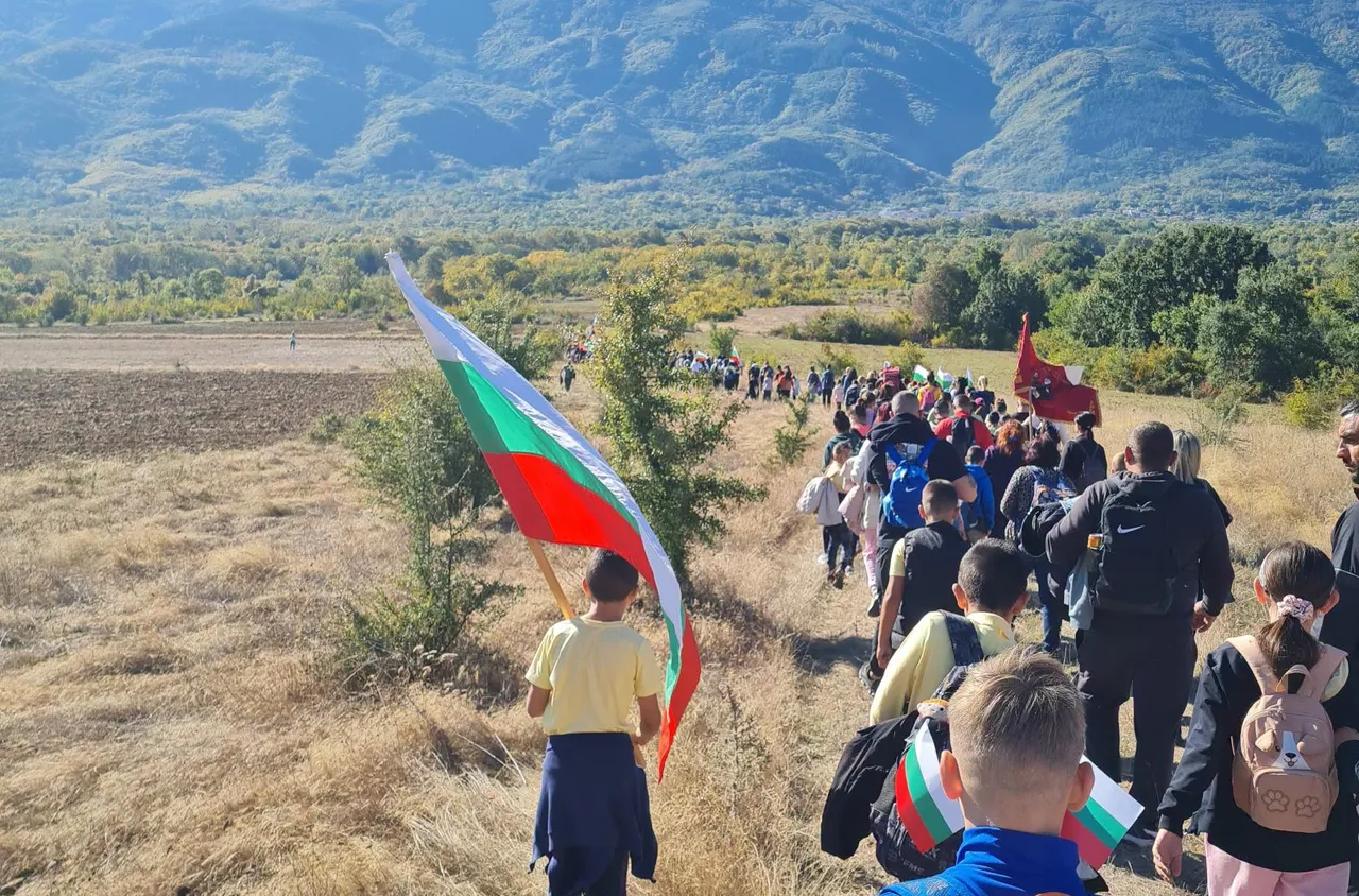 Ученици от Гоце Делчев следваха стъпките на Самуиловите воини