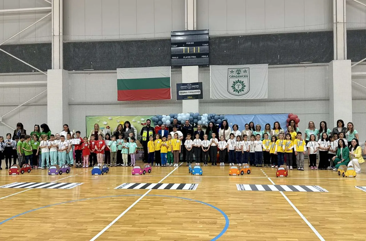 ДГ "Пролет“ организира състезанието "Движи се безопасно“