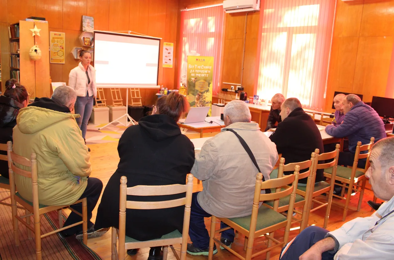 Гости от ЦНСТ – Рила посетиха библиотеката при НЧ "Христо Ботев – 1898“