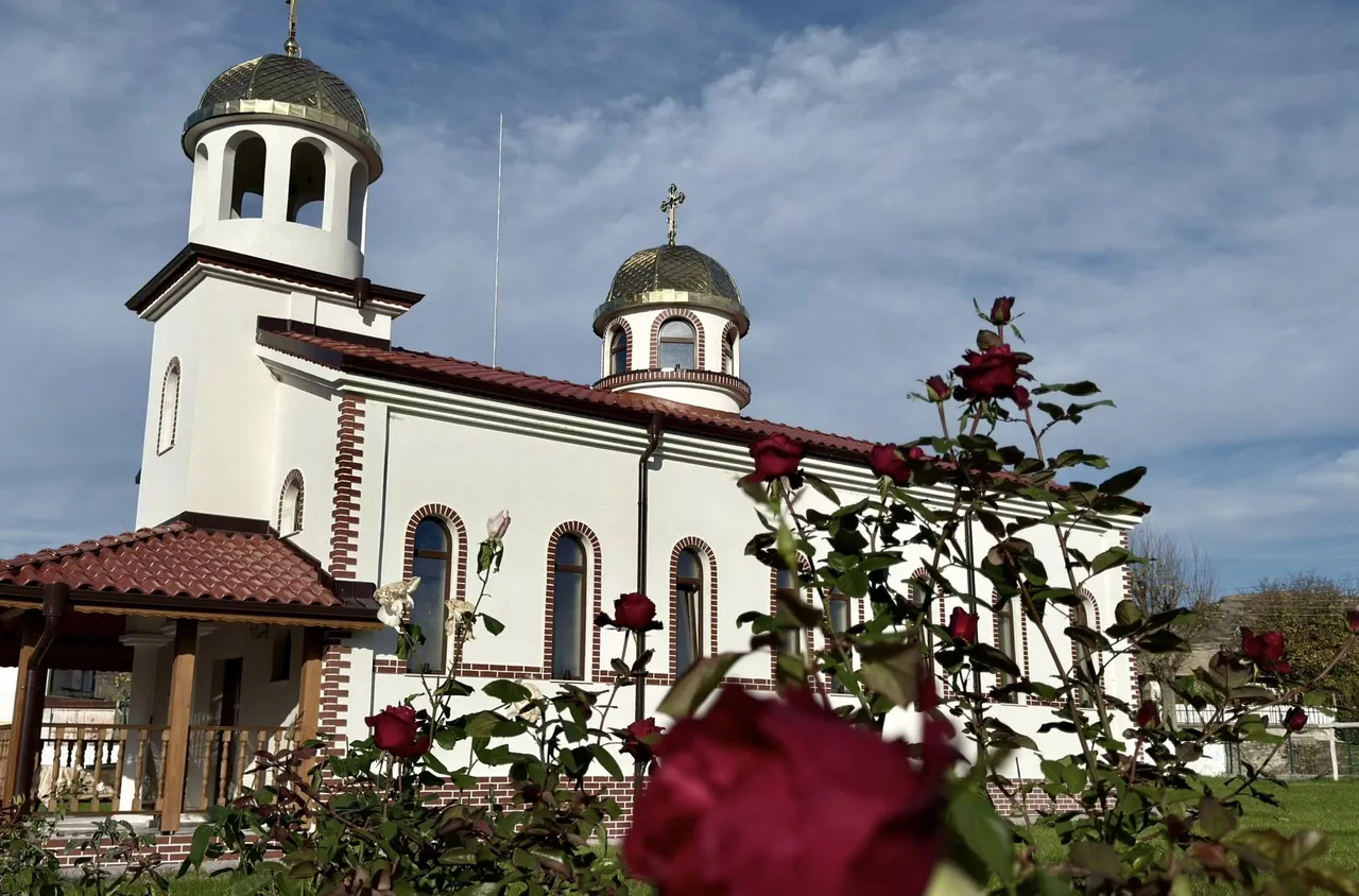 Новият храм в с. Марино поле е готов