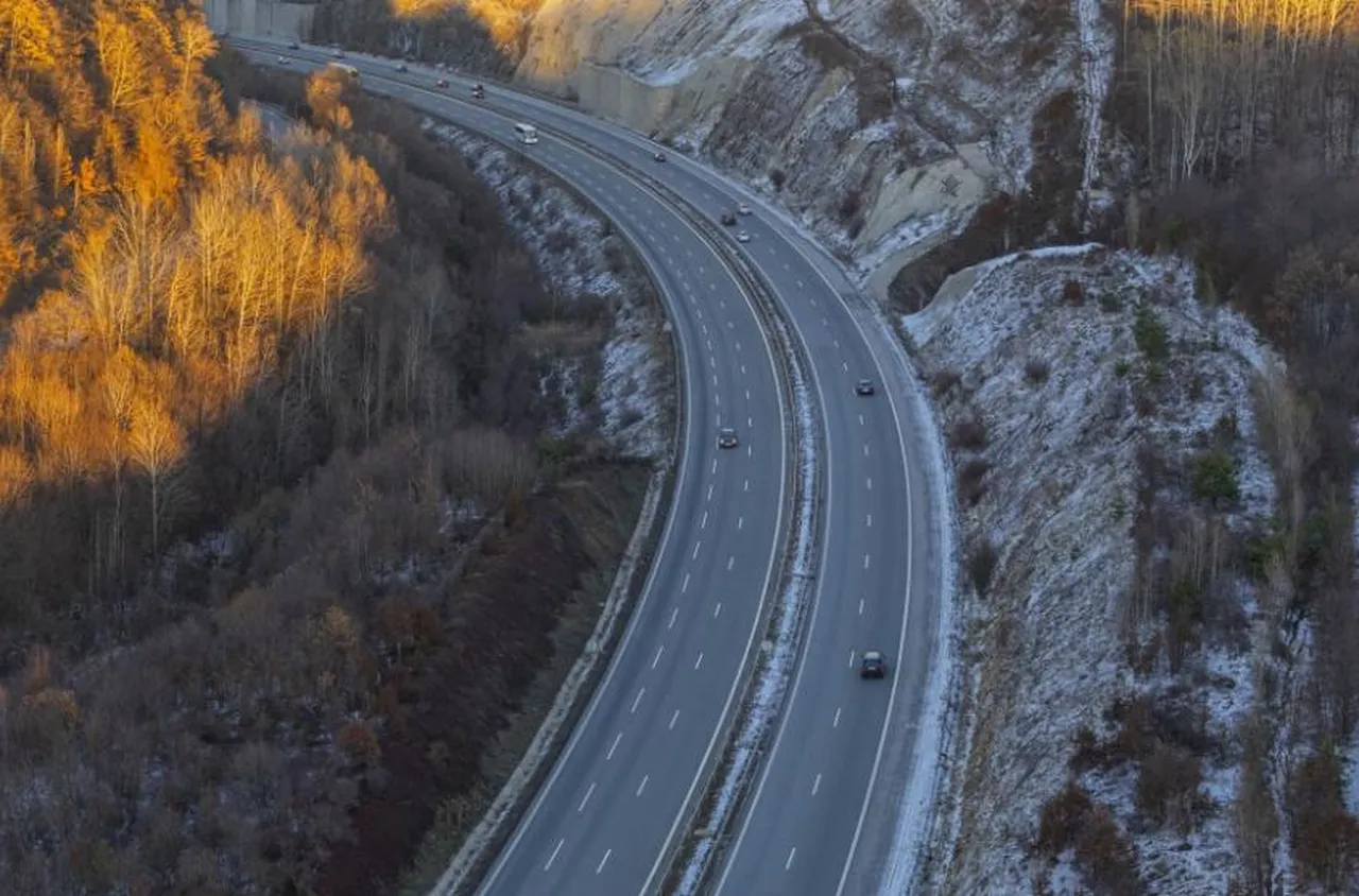 Ограничават движението по "Струма" край Перник до 10 февруари