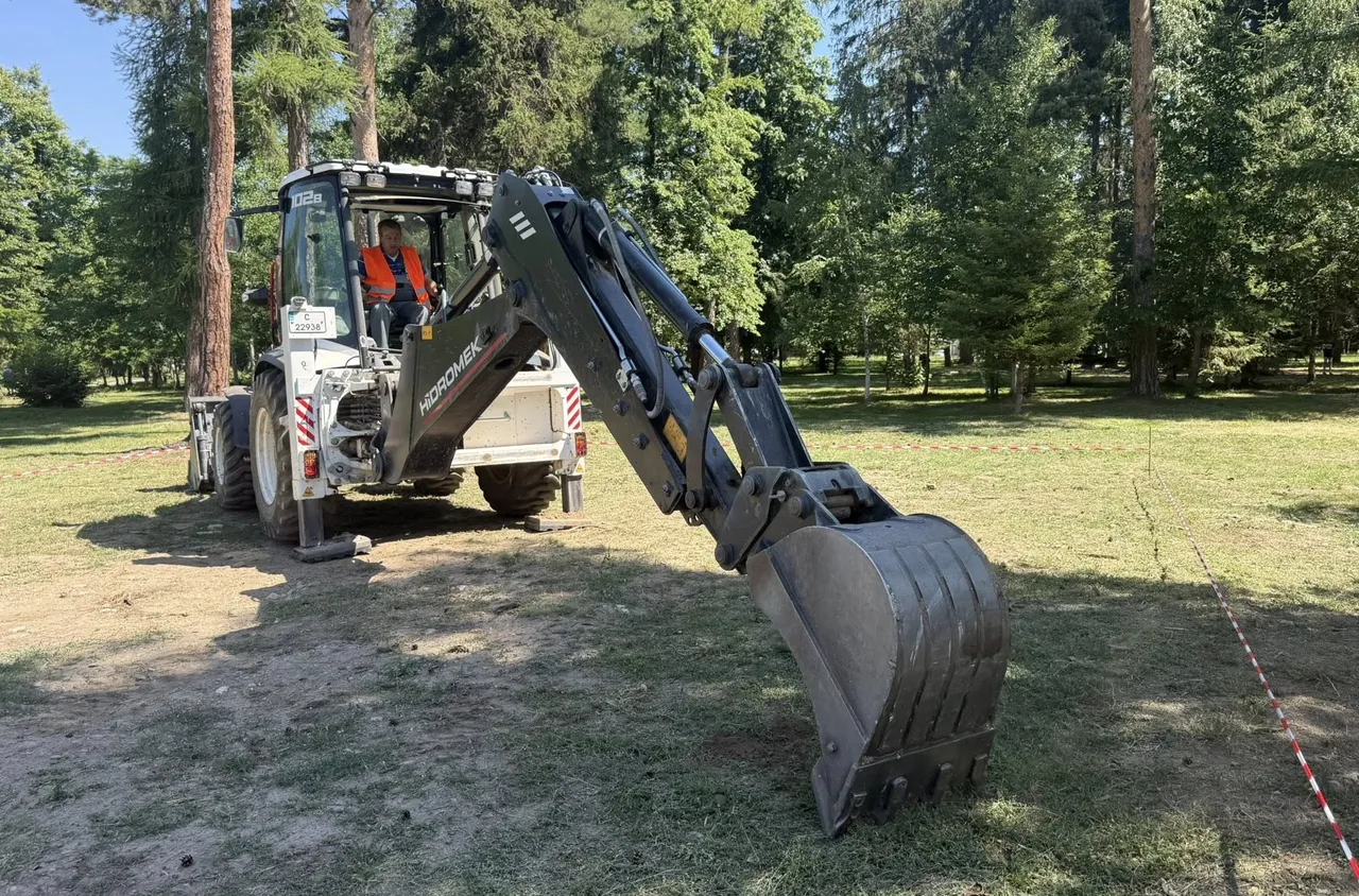 Първа копка на нова детска площадка в Самоков