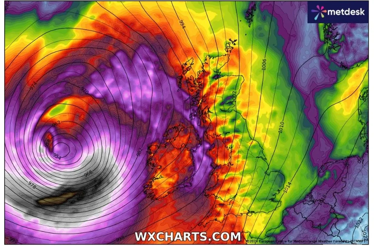 Бурята „Ашли“ връхлетя Великобритания