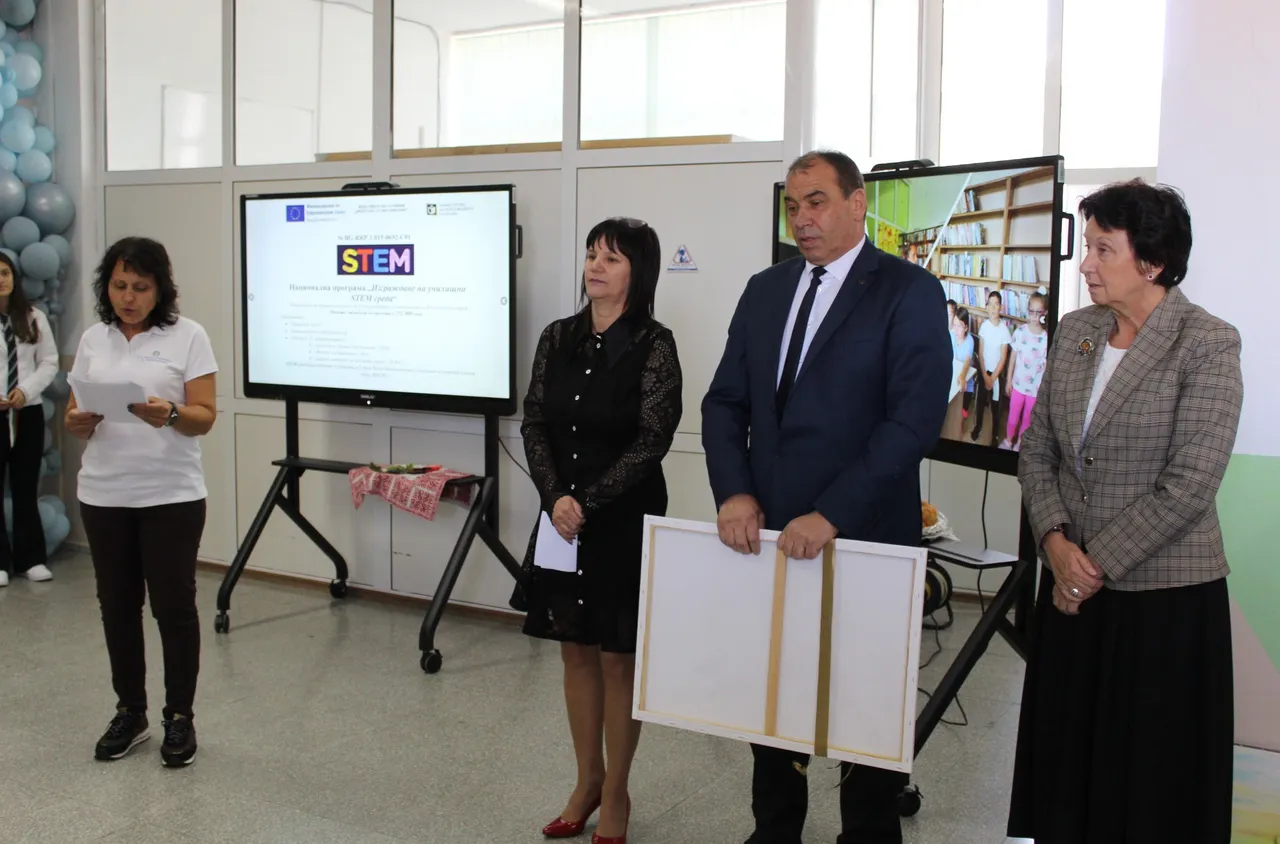 Откриха STEM център в училището в Хаджидимово