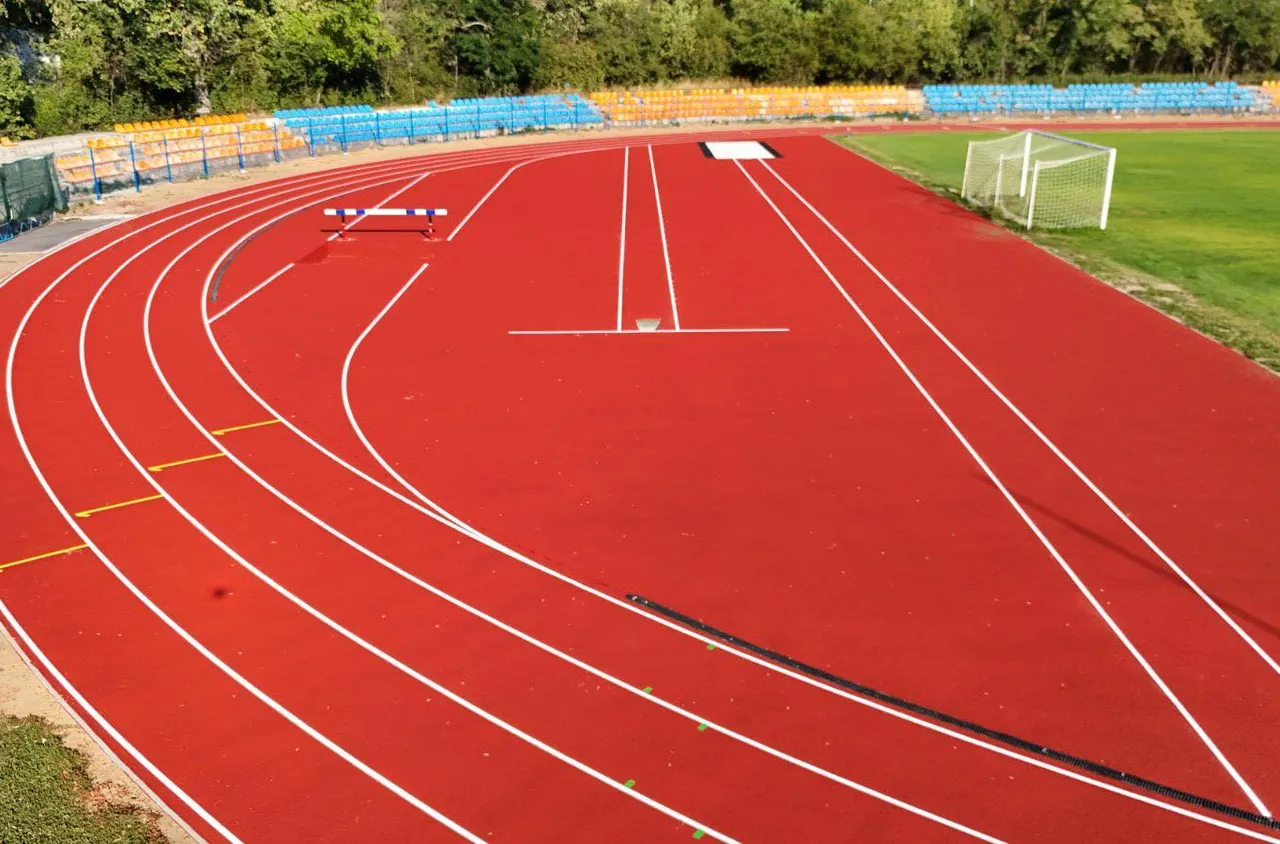 Ремонтът на лекоатлетическата писта на стадион "Искър" е към финал