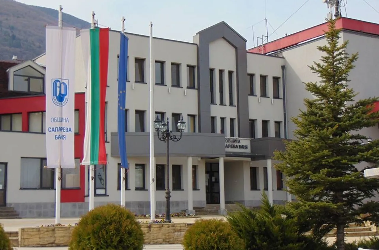 Община Сапарева баня ремонтира пет улици за 4 млн. евро