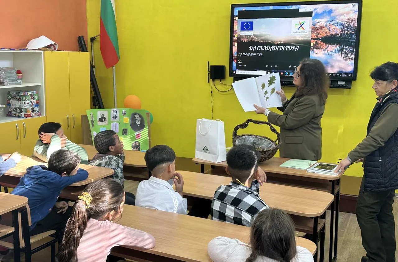 Ученици от Оряхово се превърнаха в "малки лесовъди“ в Седмицата на будителите