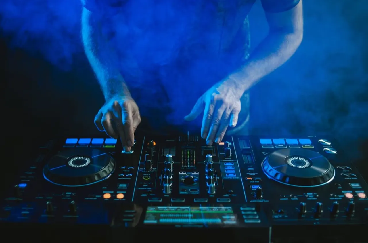 9 март Световен ден на диджея