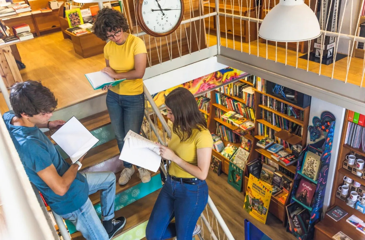 Четенето става все по-скъпо удоволствие