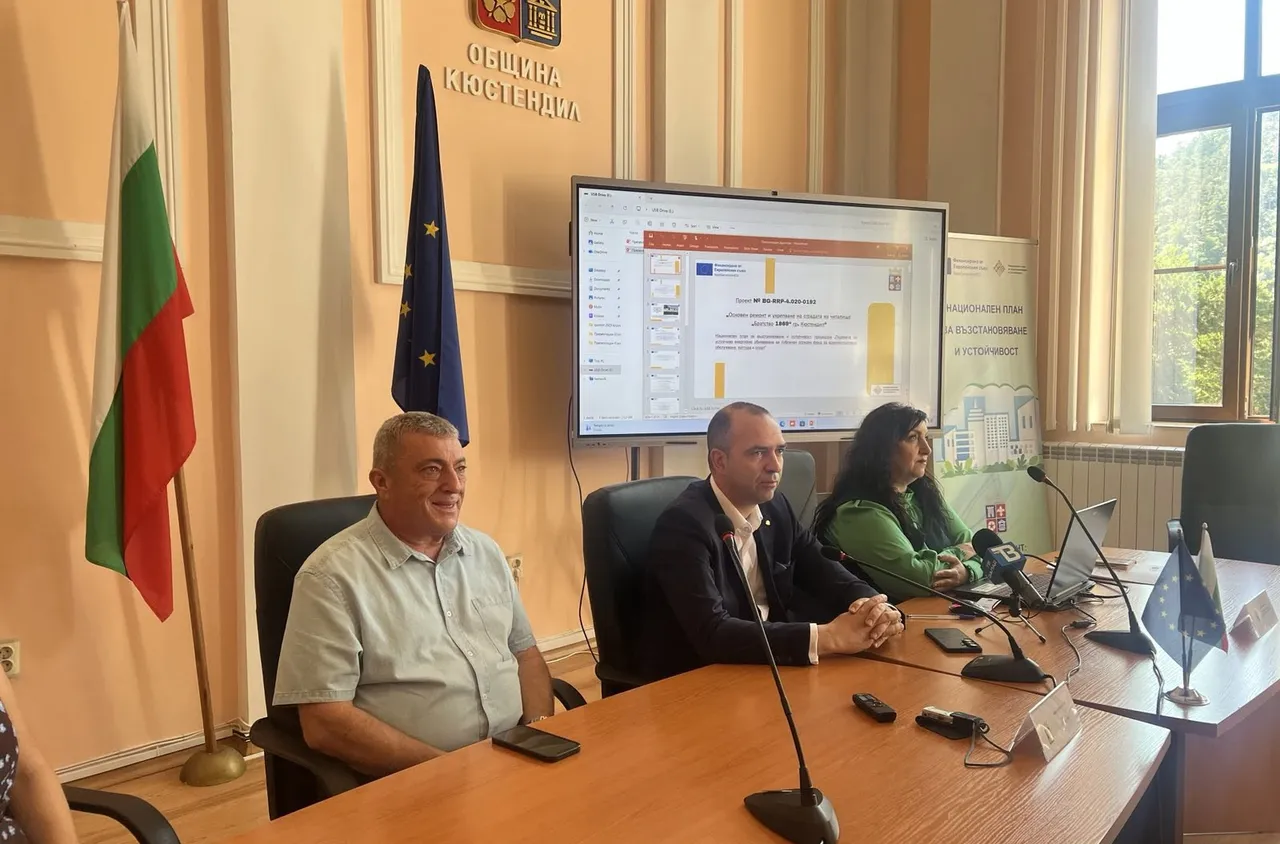 Две знакови сгради отново красят центъра на Кюстендил
