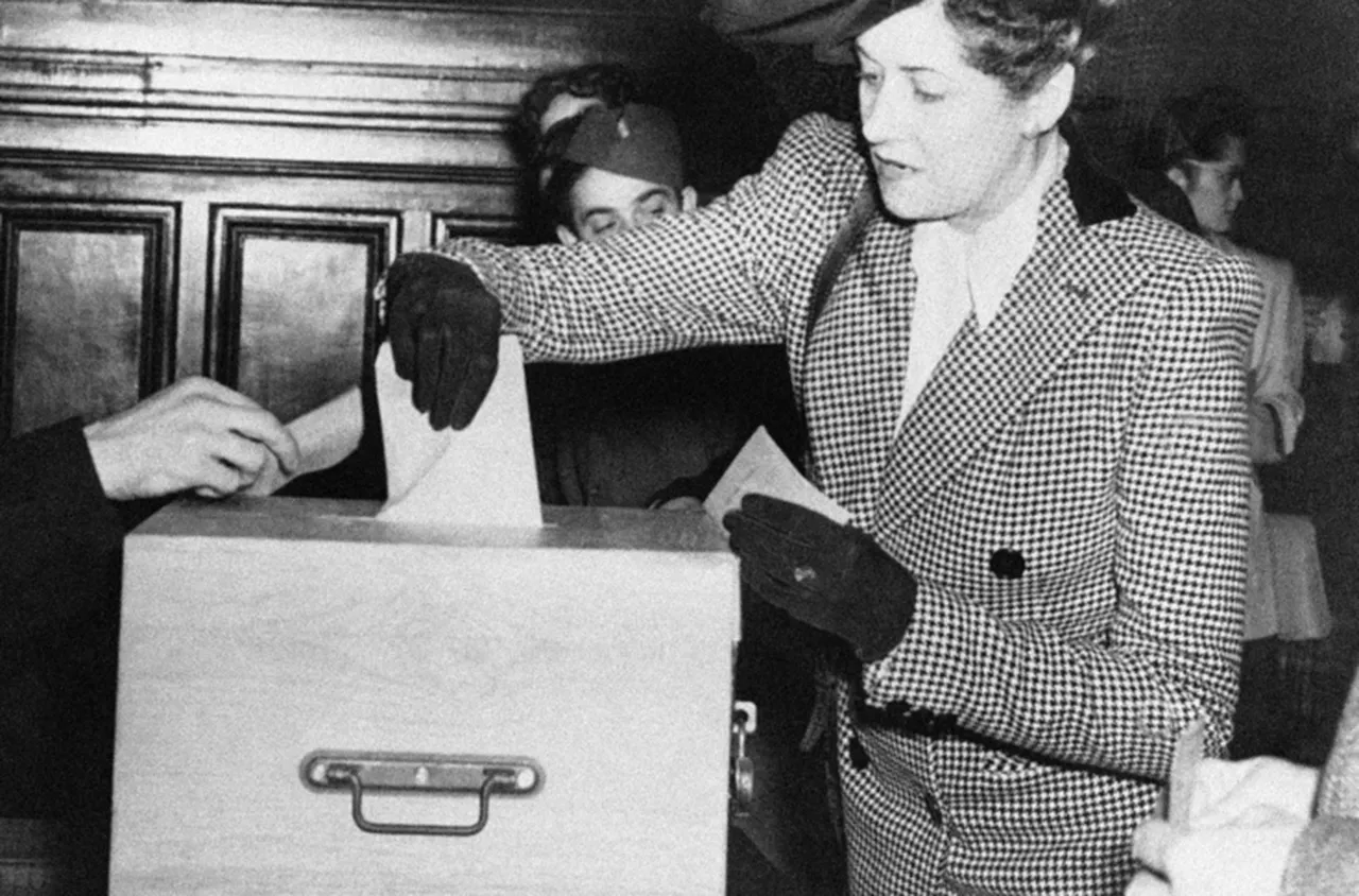 21 октомври 1945 г. - за първи път във Франция гласуват жени