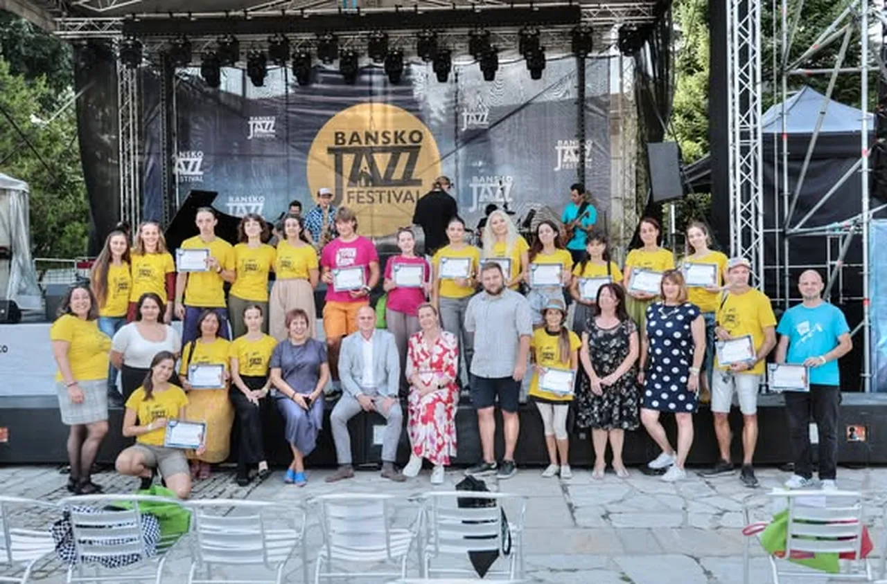 Доброволците – тихата сила на джаз фестивала в Банско