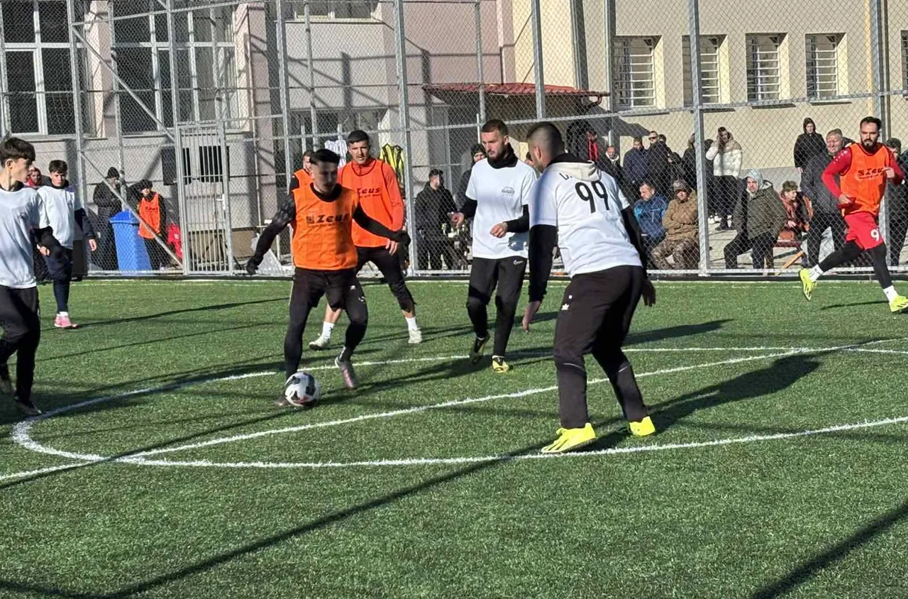 Благотворителен новогодишния турнир по минифутбол в Кочан