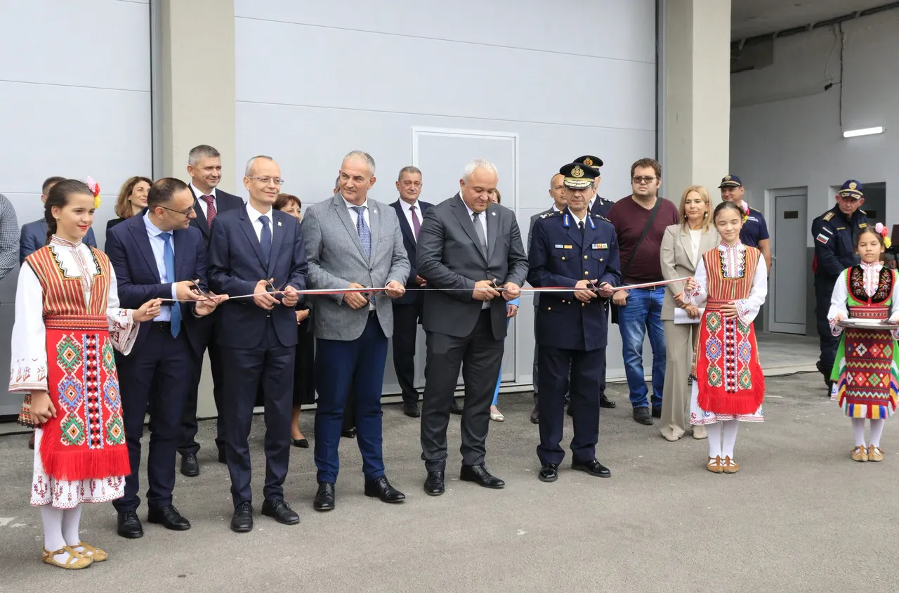 Официално откриха учебно-тренировъчния център за пожарникари и спасители в Благоевград
