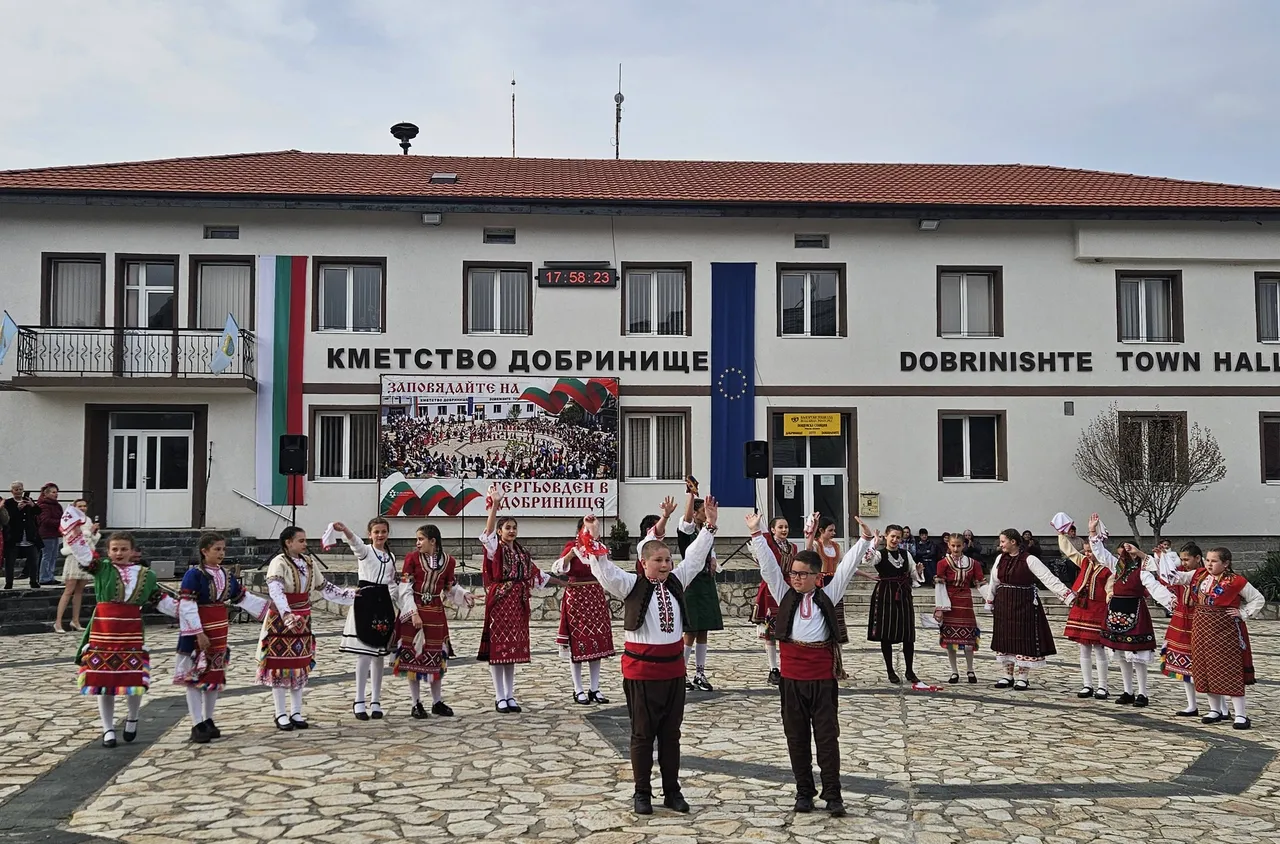 Добринище отбеляза Великден с традиции, шествие и празнична програма