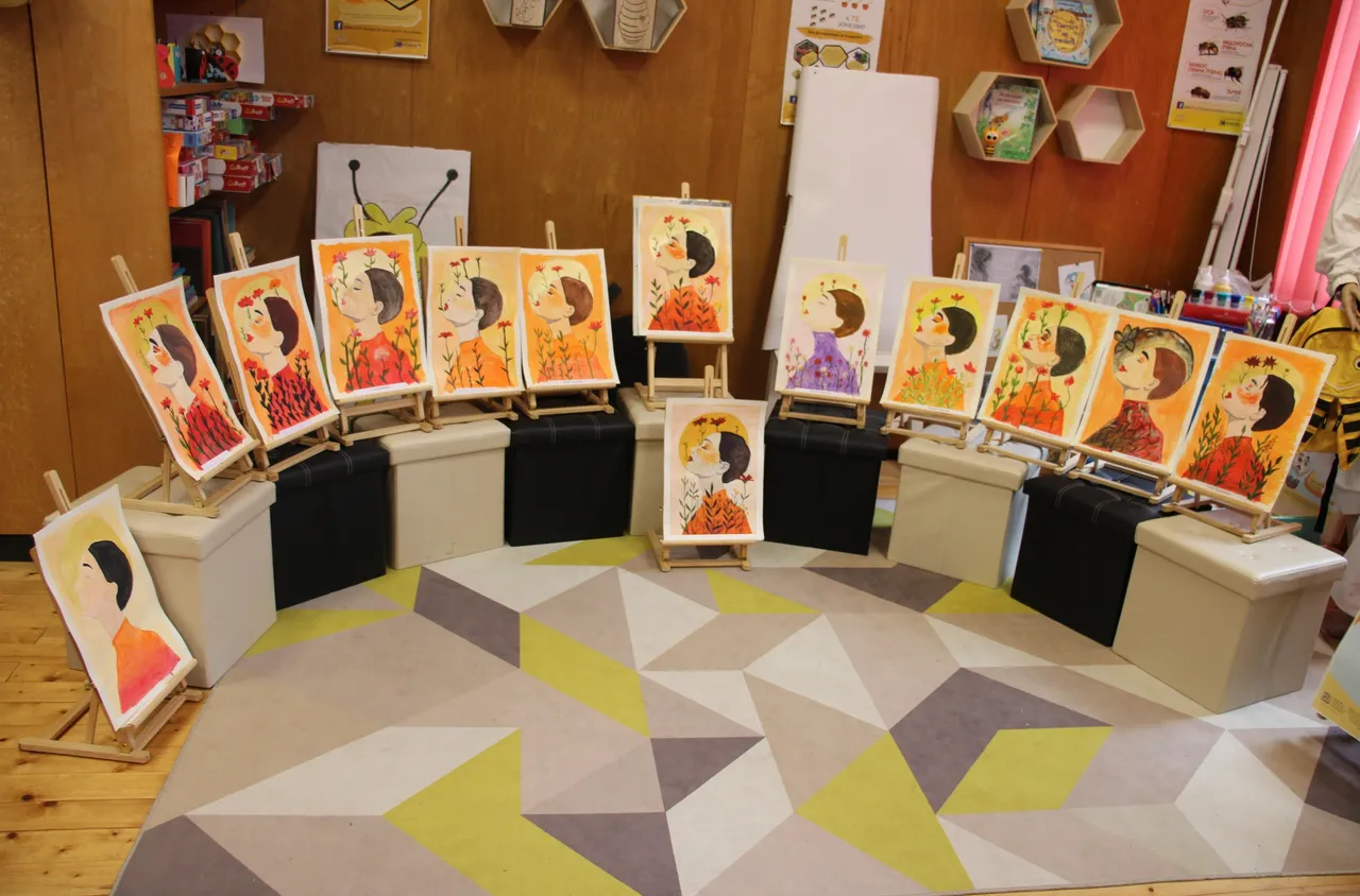 "Рисуване с вино“ събра любители на изкуството в Рила