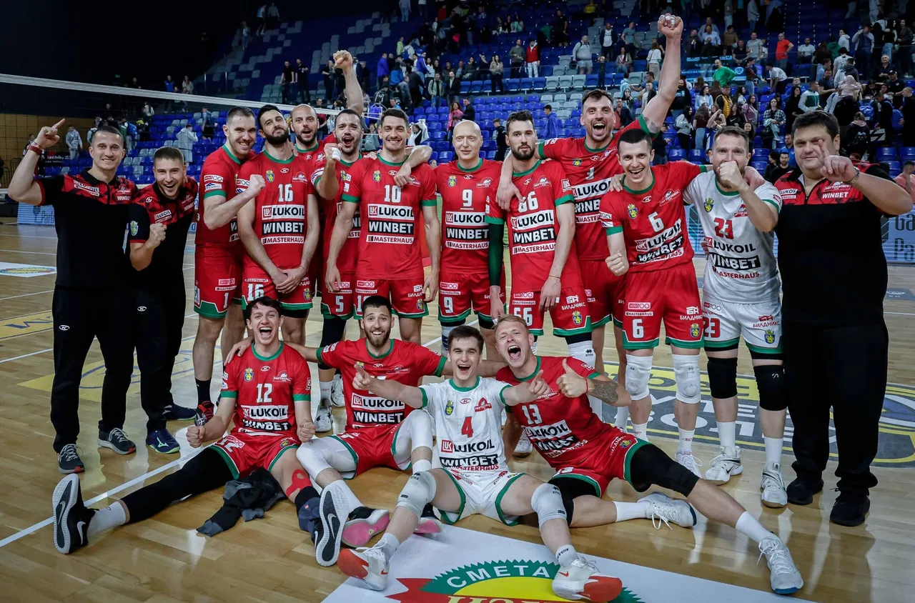 Ударно начало за Нефтохимик в Европа