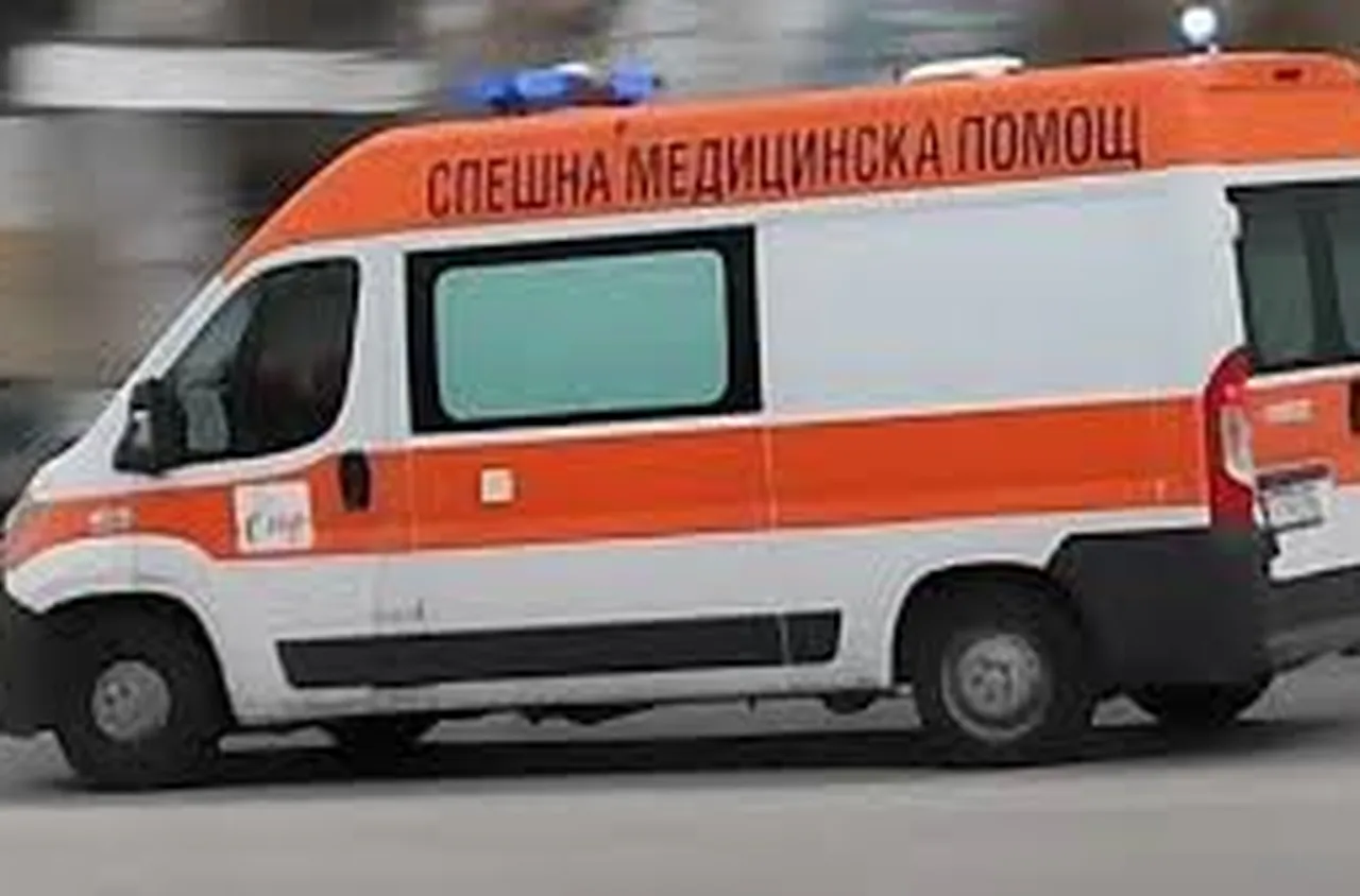 Жена с триколка беше блъсната от ТИР