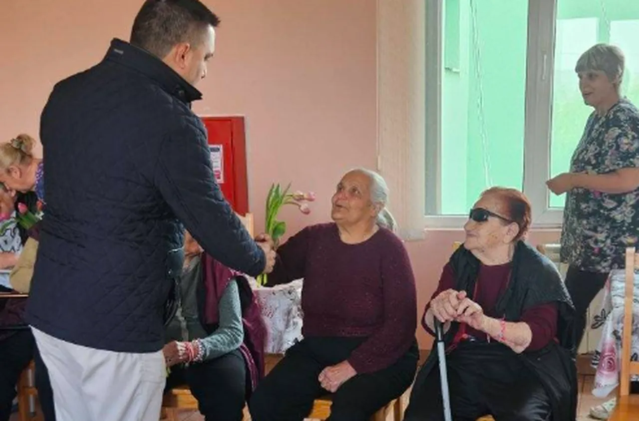 Кметът на Кочериново поздрави жените по случай 8 март