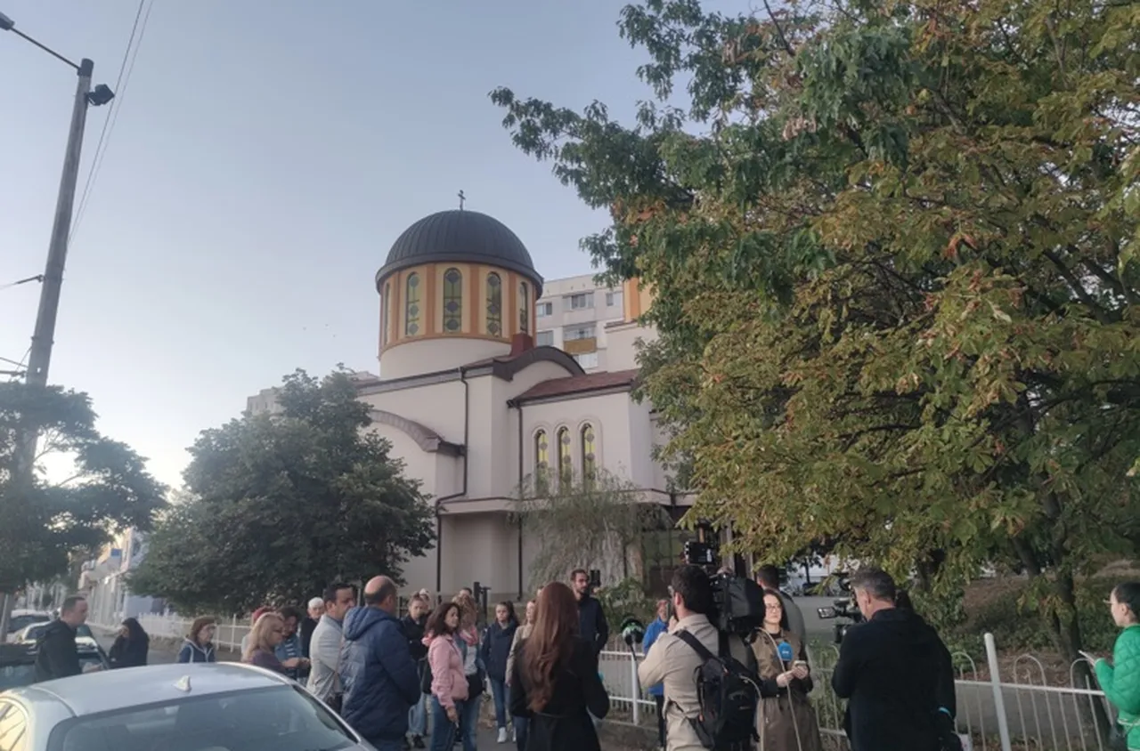 "Дружба 2" на протест -  остават без парно и топла вода 90 дни