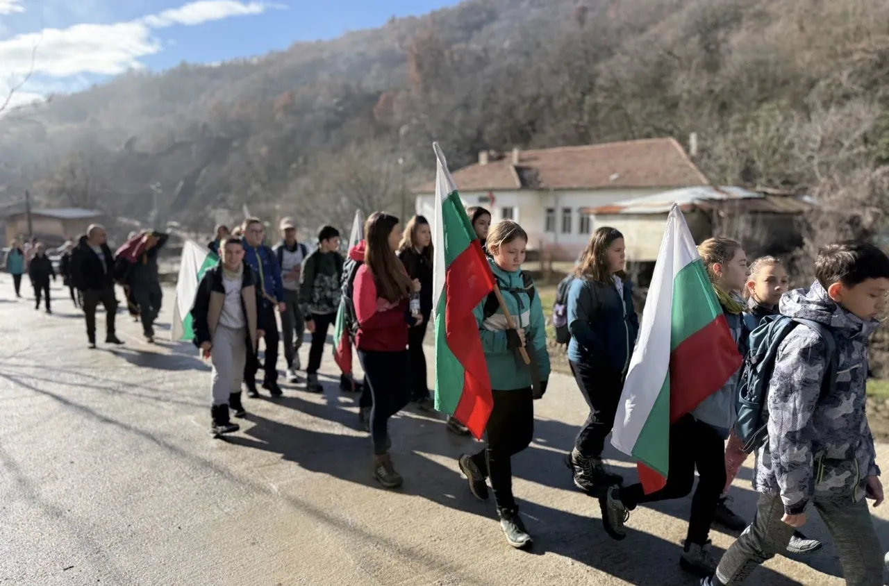 Родолюбци почетоха 118 години от гибелта на Мануш Войвода