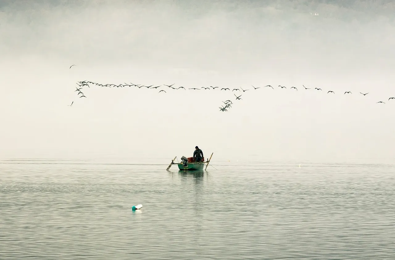 Откриха рибар жив след 95 дни в океана