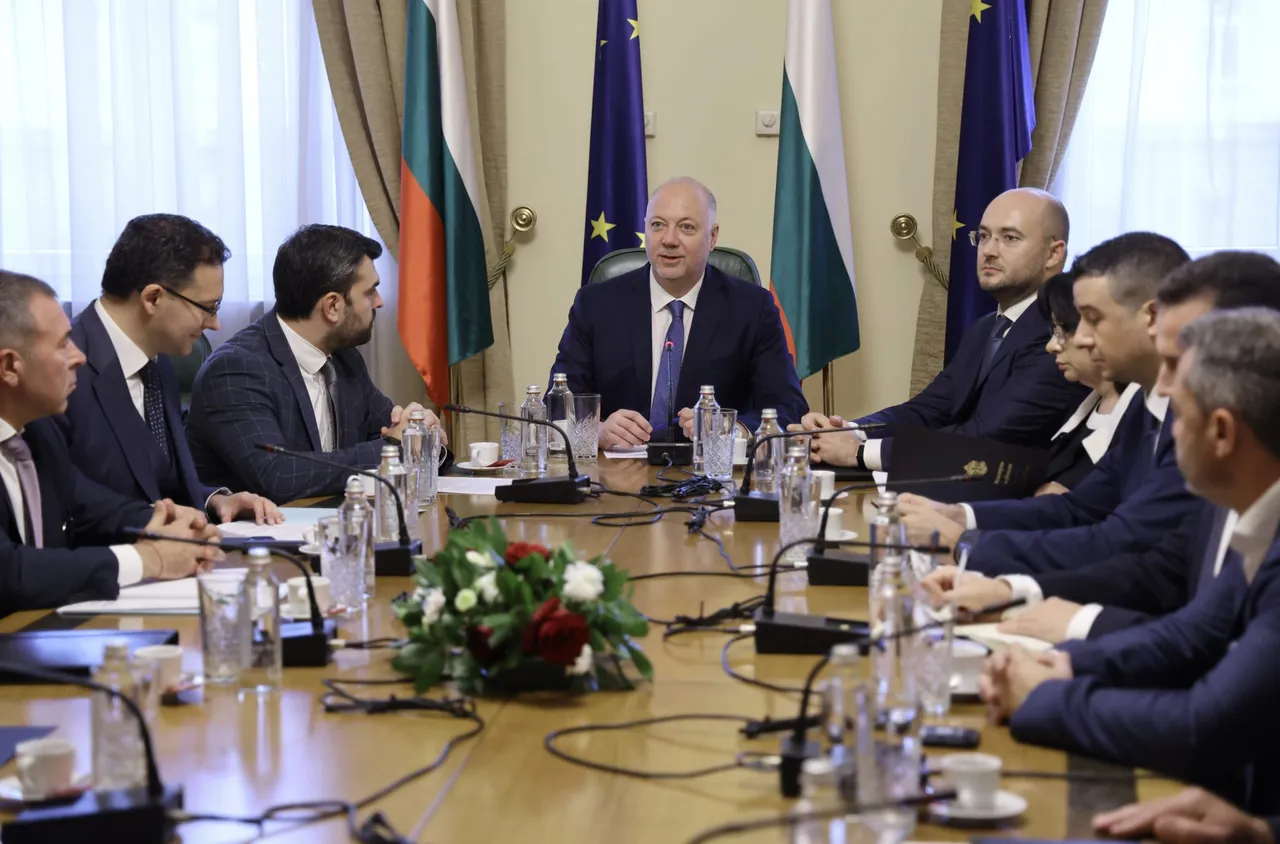 Министър Станков: Горивата са гарантирани до края на годината