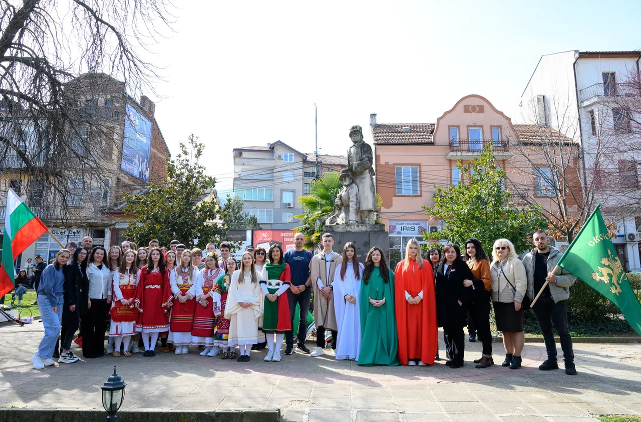 Петрич се поклони пред героите на свободата