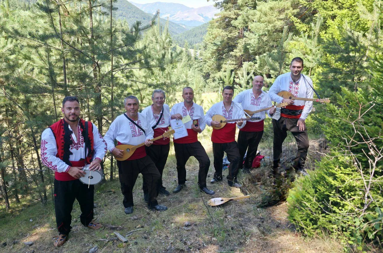 Престижна награда за група "Якорудски мерак"