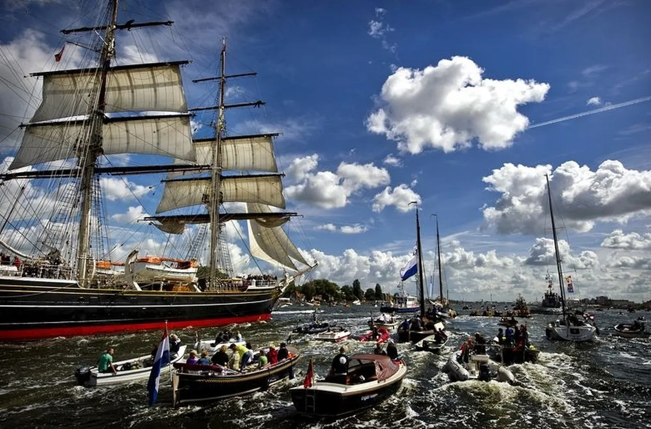 Световно морско събитие събра над 2 млн. зрители в Амстердам 