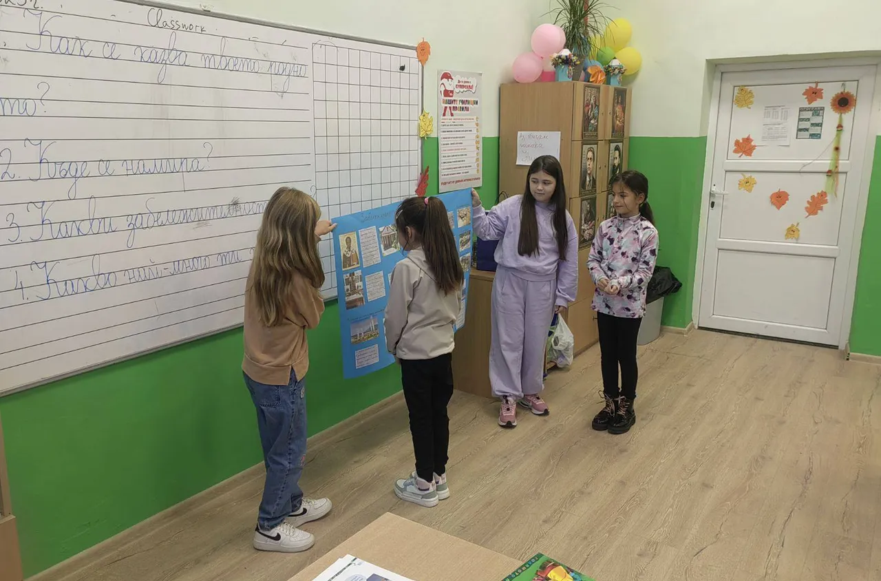 Второкласници от Бобов дол представиха проекта "Моят роден град“