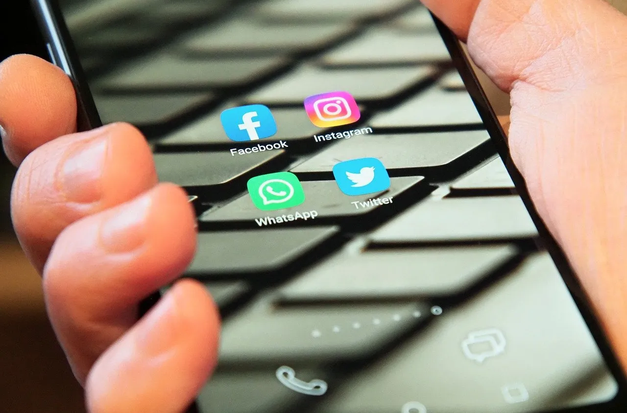 ЕК отговори на Марк Зукърбърг за цензурирането на социалните мрежи