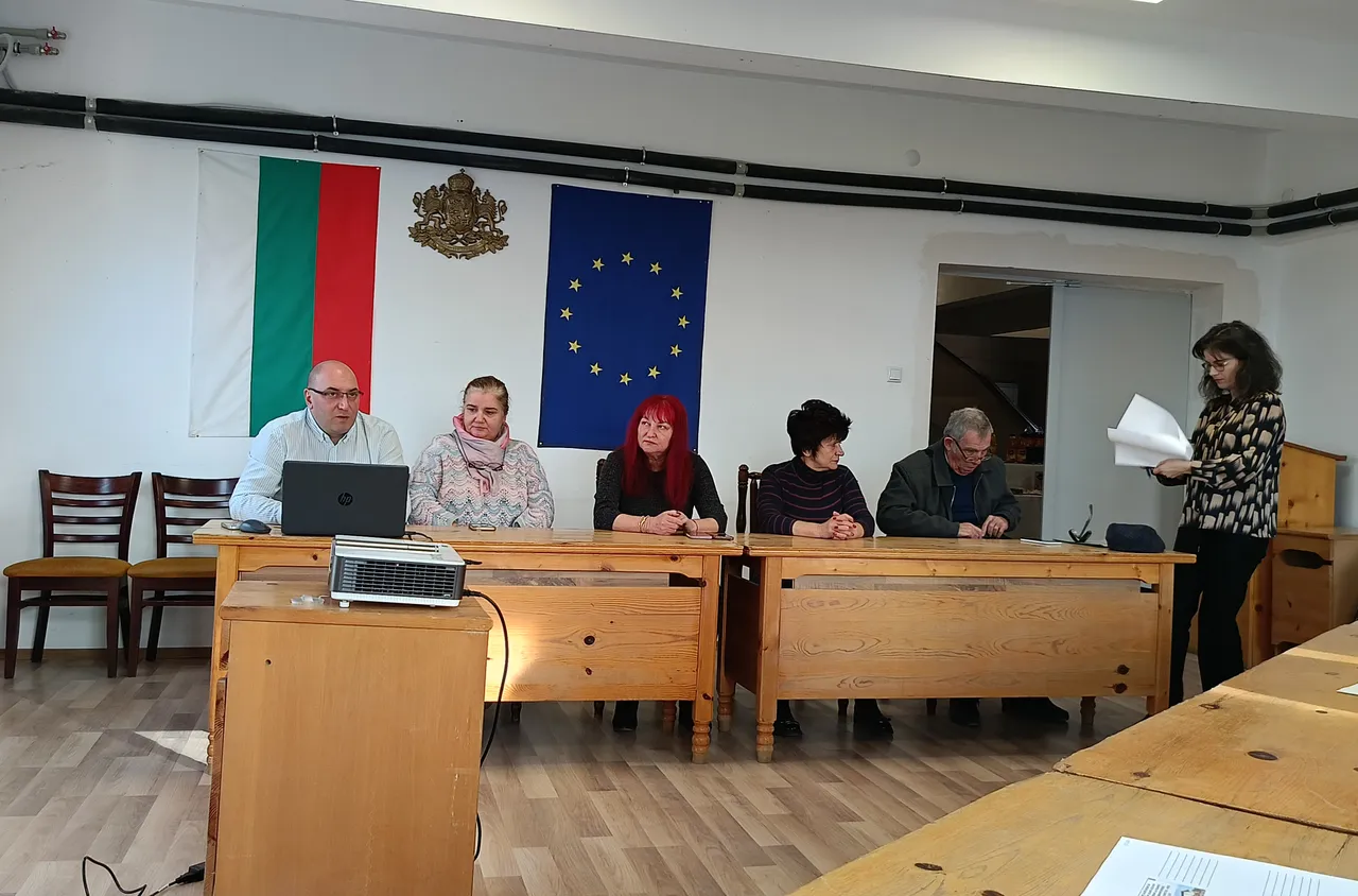 Стартира проектът за саниране на кметството в с. Мало село