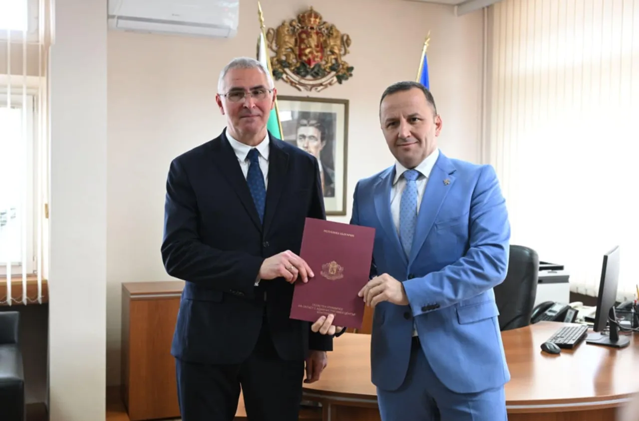 Георги Динев предаде поста на Николай Куколев