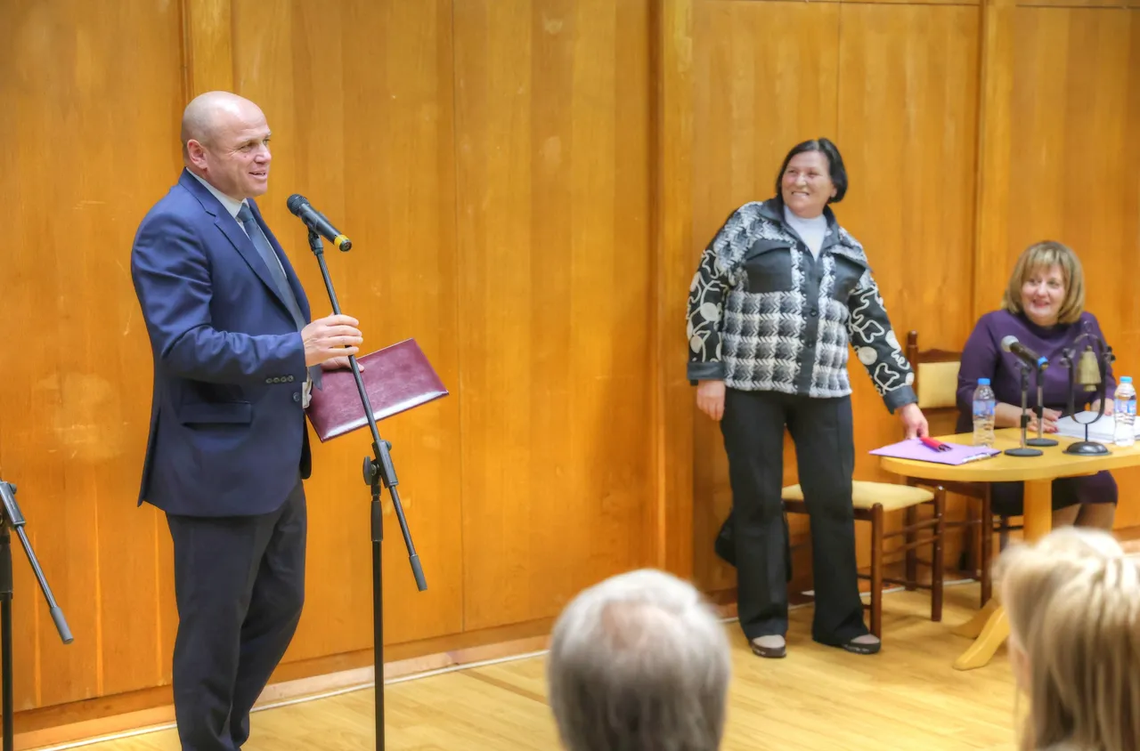 Тържествена премиера на книгата "Достолепие" на Йорданка Калистрина